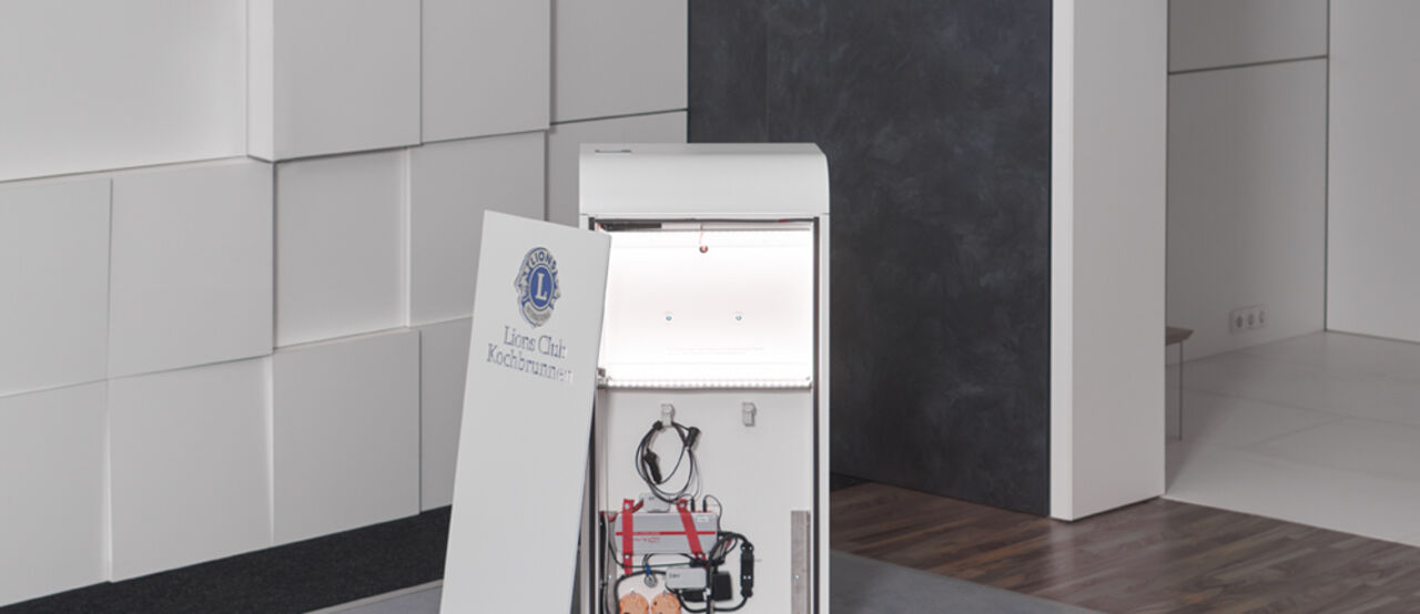 ISINGERMERZ, Wiesbaden, Werkstatt, Produktion, Rednerpult