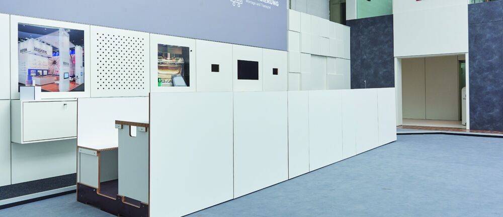 Tisch für Karneval, Bühnenmöbel, Eventtisch