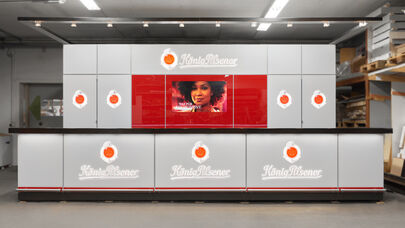 König Brauerei, König Pilsener, Theke, Biertheke, Thekenbau, ISINGERMERZ, Schreinerei, Werkstätten, Markeninszenierung